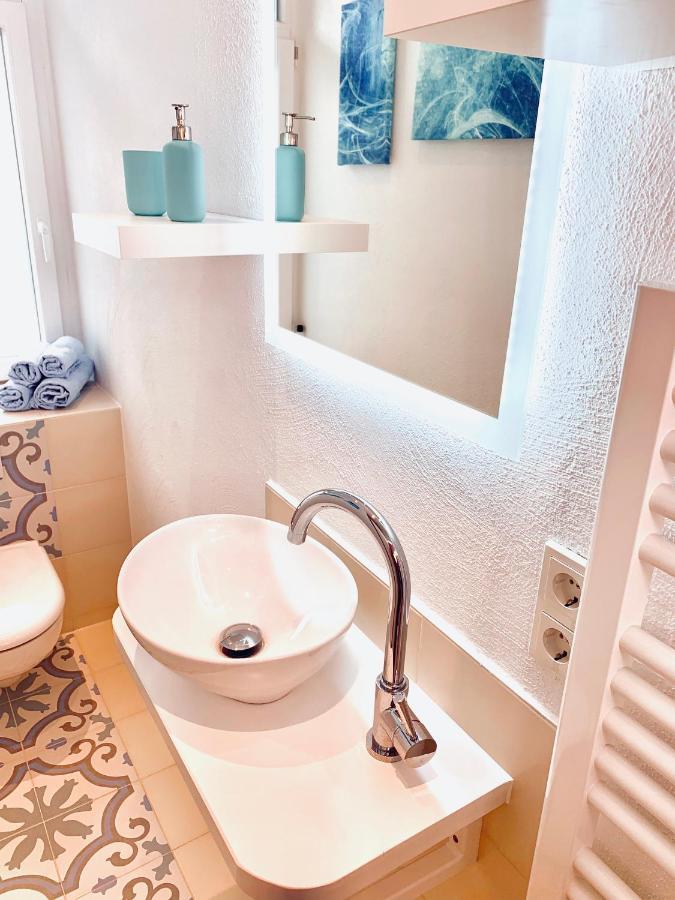 Im Kleinen Stil L Apartment Linz am Rhein Luaran gambar